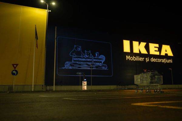 Investigaţie: IKEA ameninţă ultimele păduri preţioase din România