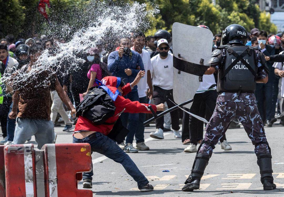 Reuters: Parlamentul din Nepal a fost dizolvat