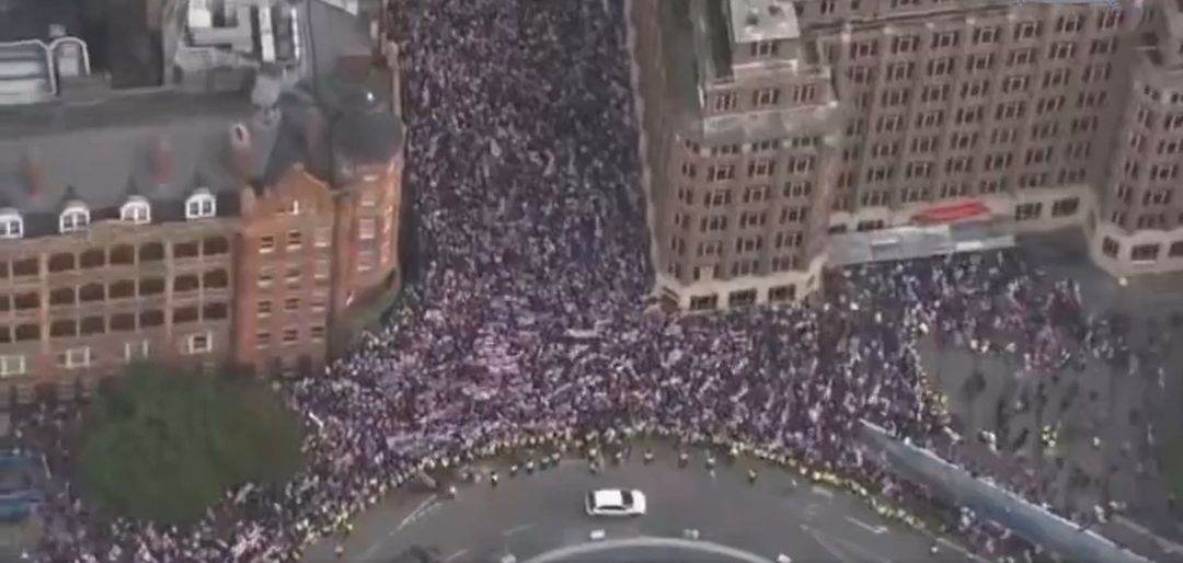 Sky News: Mitingul „Unite the Kingdom” din Londra atrage 110.000 de participanţi