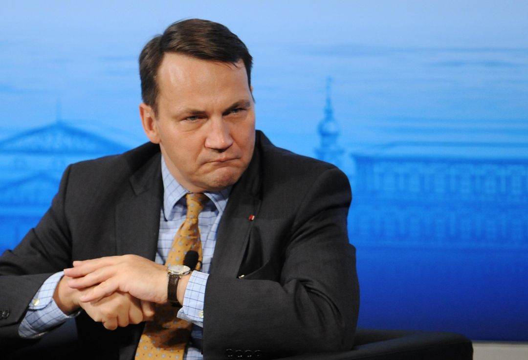 Polonia acuză Ungaria de „şantaj” în UE, blocând aderarea Ucrainei la blocul comunitar