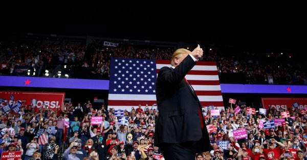 Trump ameninţă că va declara starea de urgenţă în Washington DC