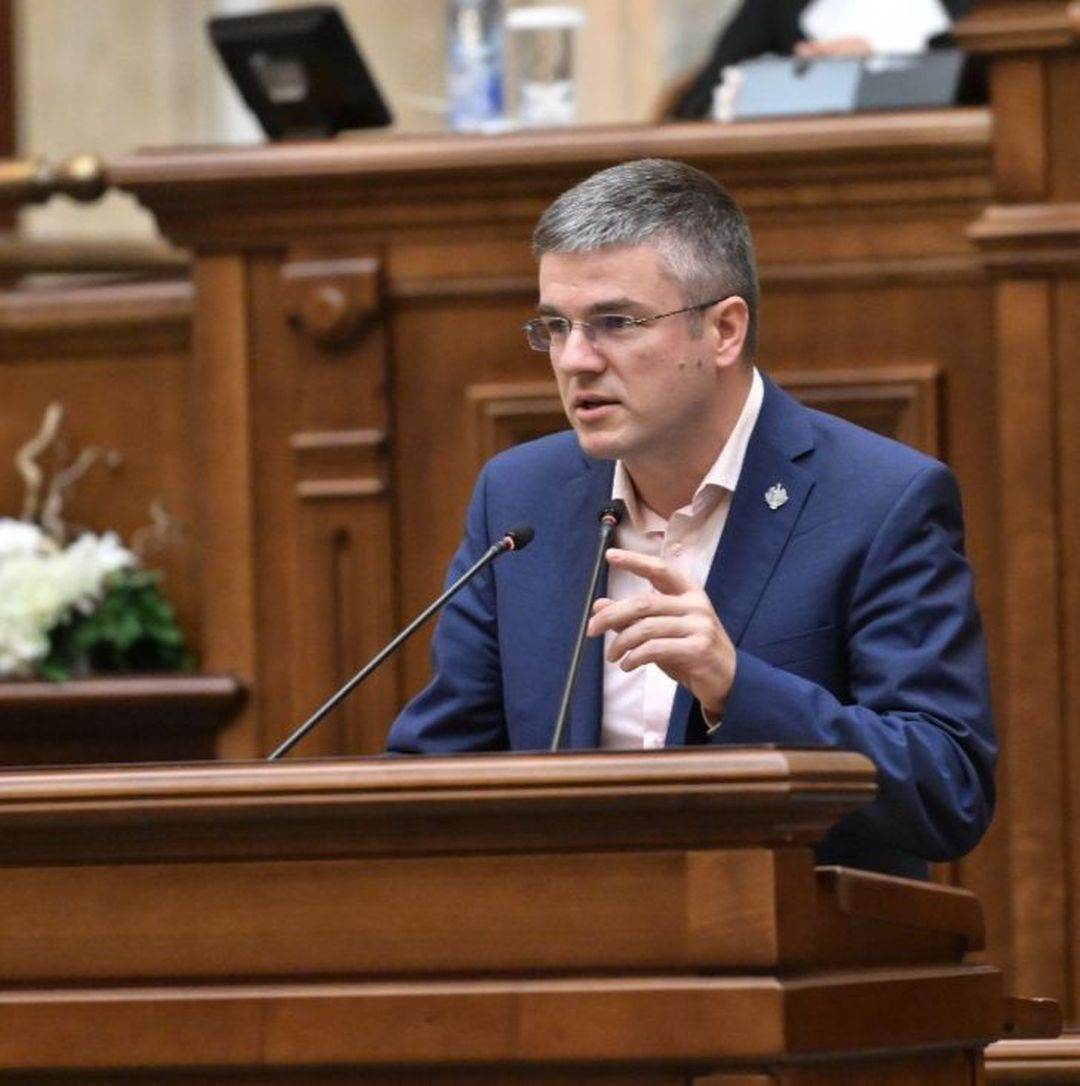 Irineu Darău: Aşa cum ne-a obişnuit AUR, această moţiune simplă este un gest pur populist, plin de lozinci şi de exagerări
