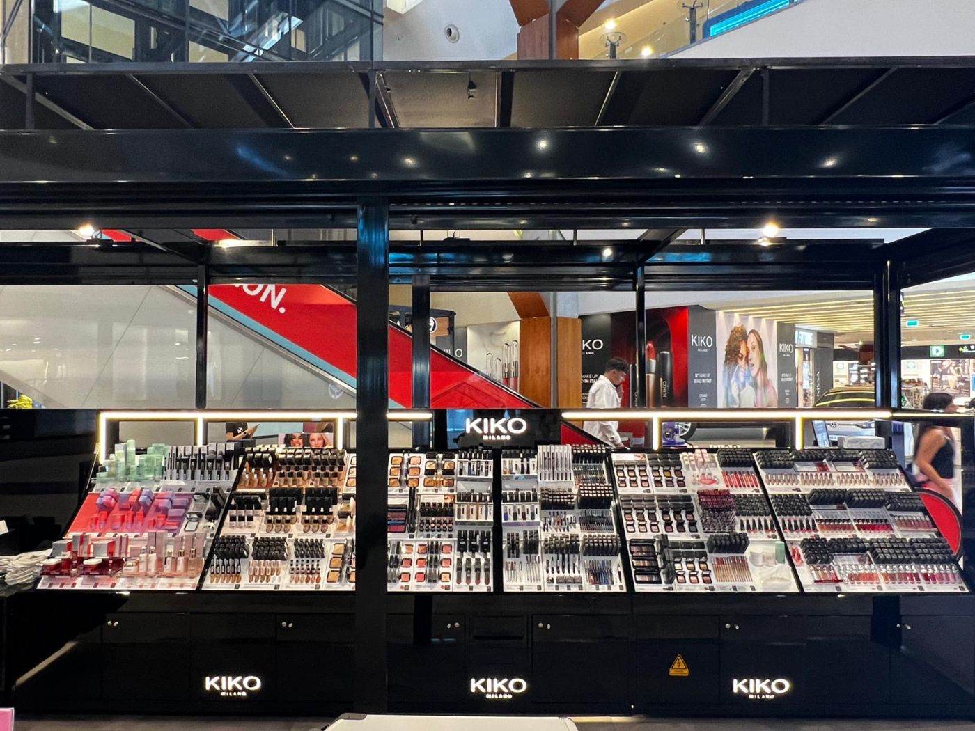 Kiko Milano îşi extinde prezenţa locală