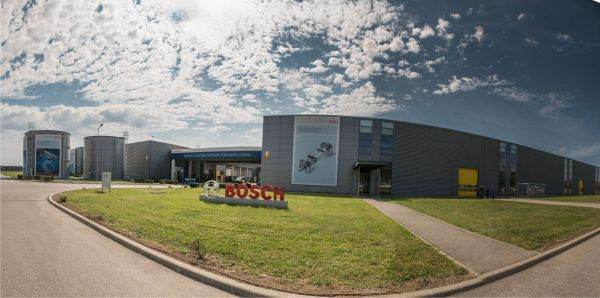 Bosch taie încă 13.000 de posturi