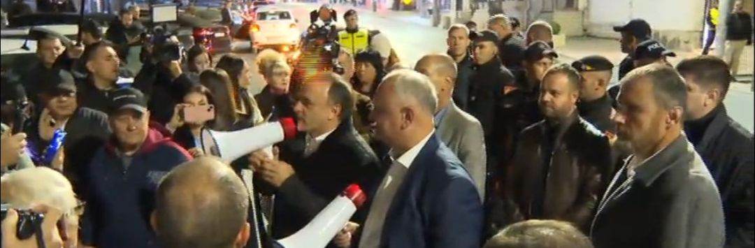 Blocul Electoral Patriotic protestează la CEC