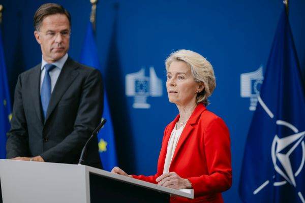 Ursula von der Leyen, President of the European Commission and Mark Rutte, Secretary General of NATO giving press statements ahead of the European Security College meeting. (Photo source: https://audiovisual.ec.europa.eu/)