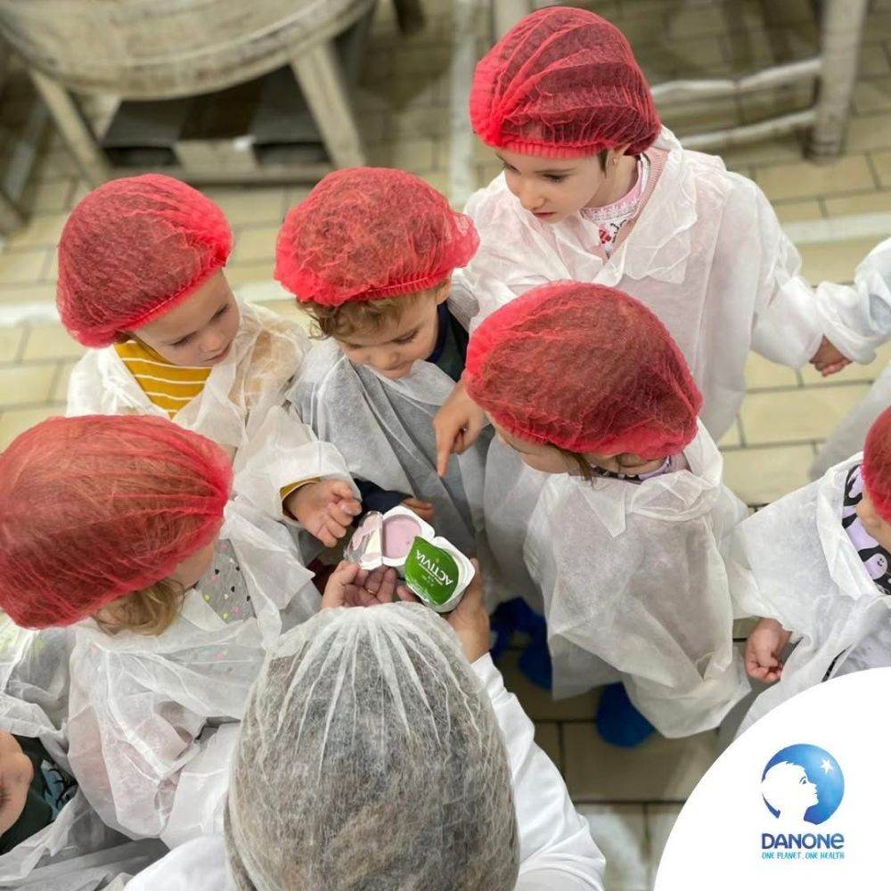 Danone redeschide fabrica din Bucureşti pentru vizite educative ale copiilor