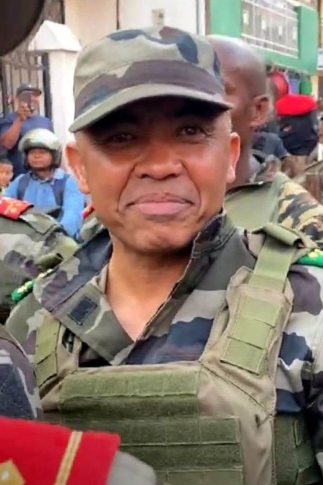 Liderul loviturii de stat din Madagascar a depus jurământul ca preşedinte 