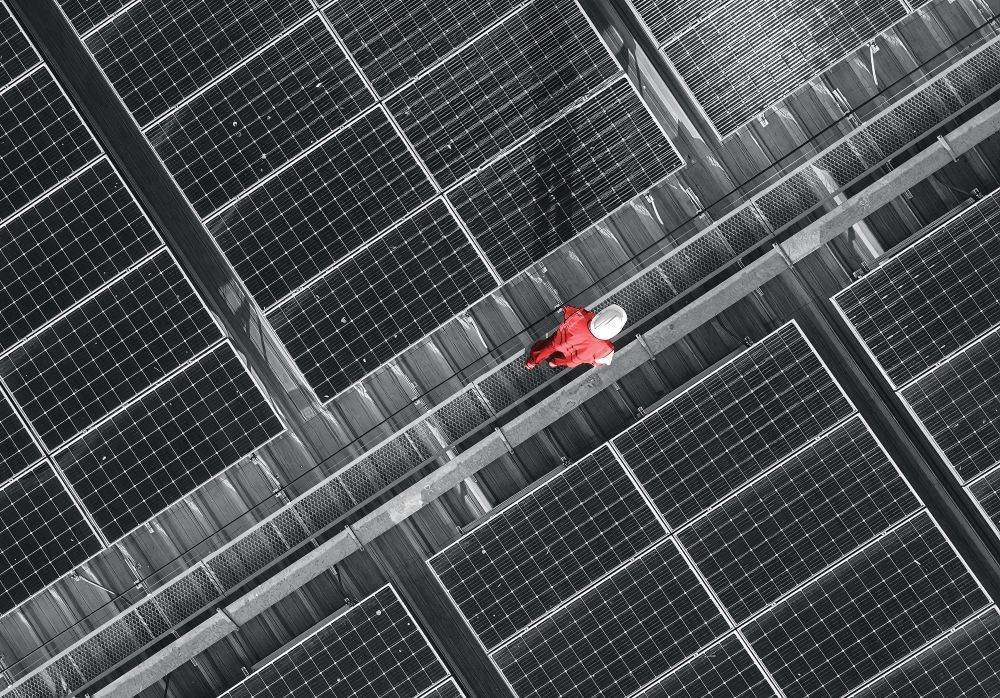 România construieşte într-un ritm fără precedent: volumul lucrărilor a crescut cu 58%, iar construcţiile aduc 8,2% din PIB