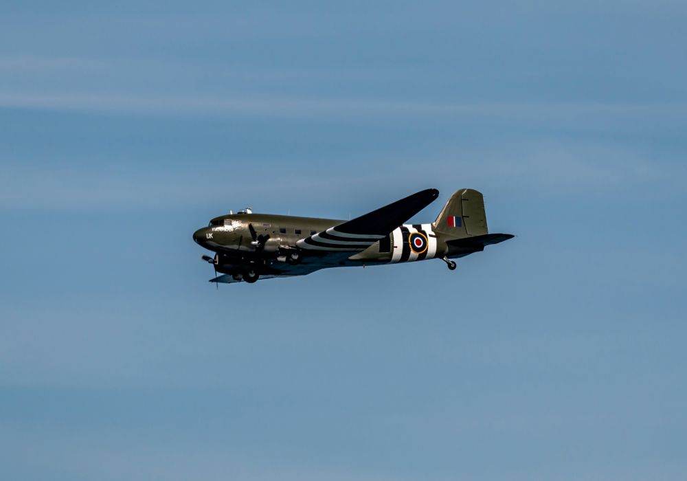 Cel mai tânăr instructor de zbor NATO este un român