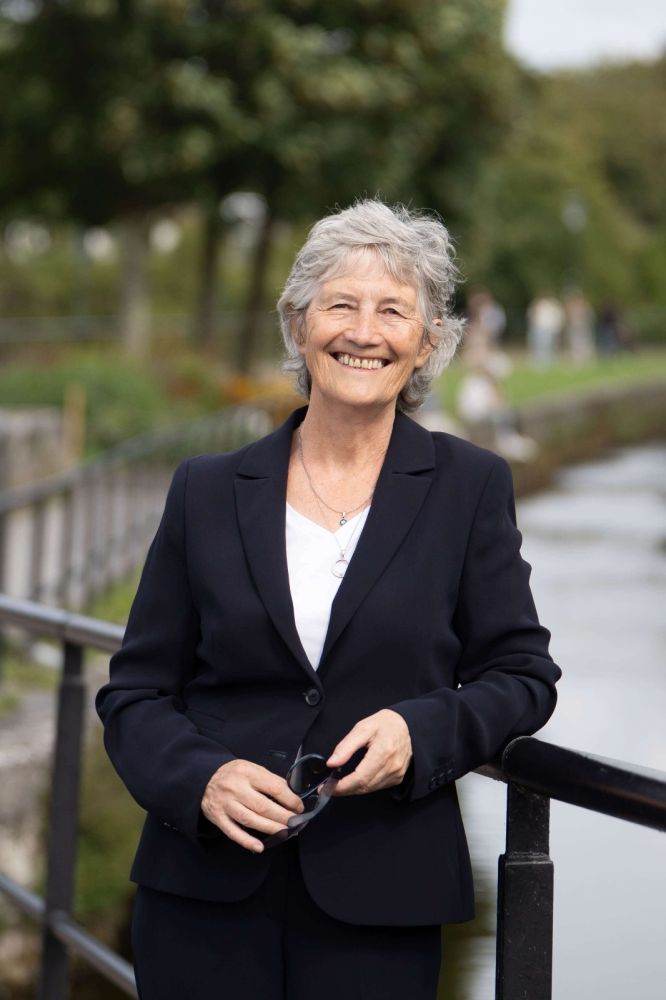 Sursa foto: https://www.catherineconnollyforpresident.ie