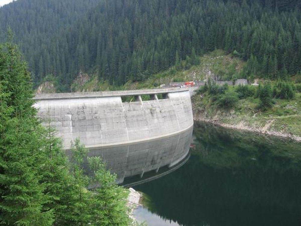 Electromontaj va retehnologiza staţiile de pompare energetică Petrimanu, Jidoaia şi Lotru-Aval