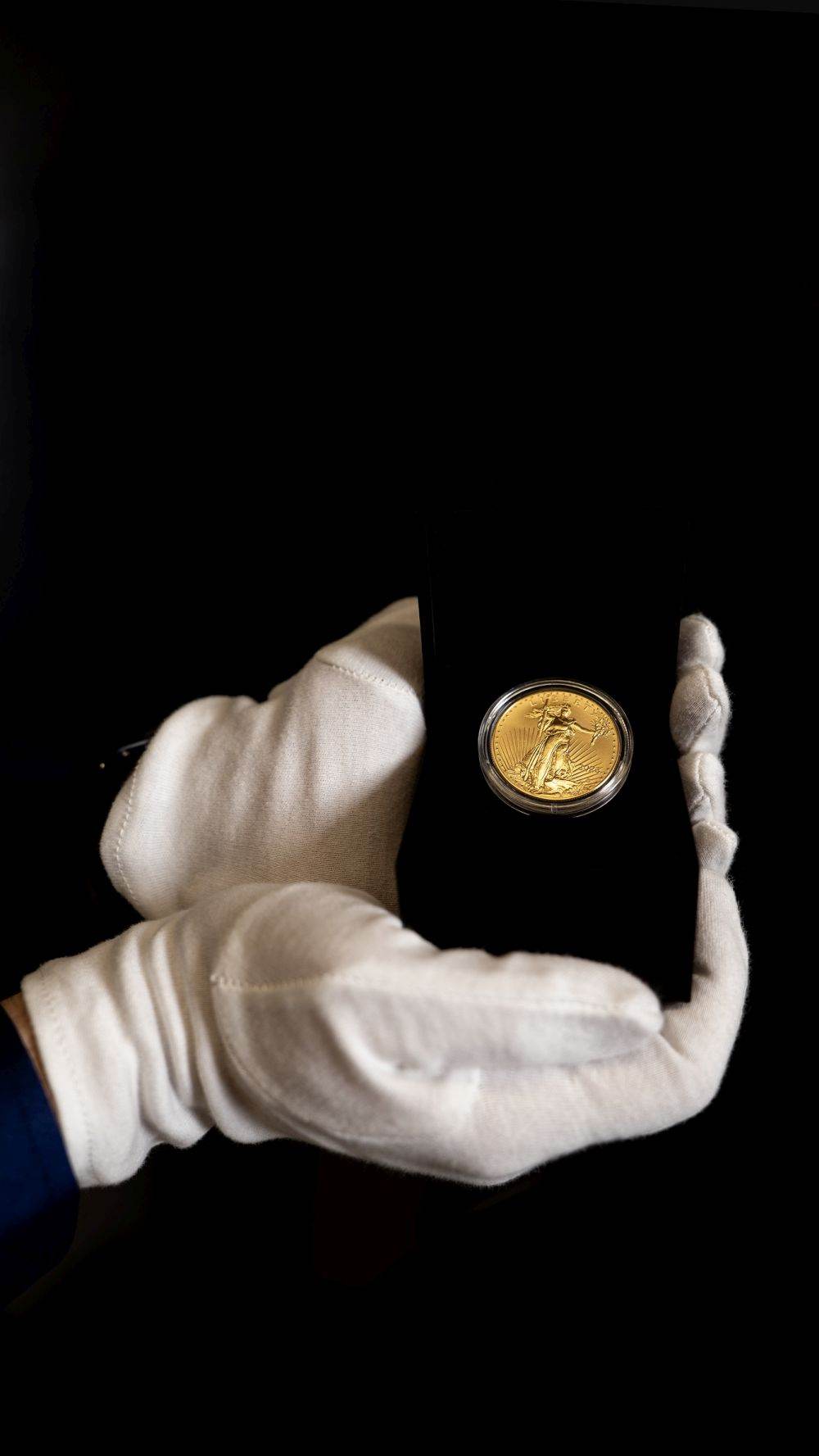 Tavex: Aurul investiţional atinge maxime multianuale, iar românii îşi protejează economiile 