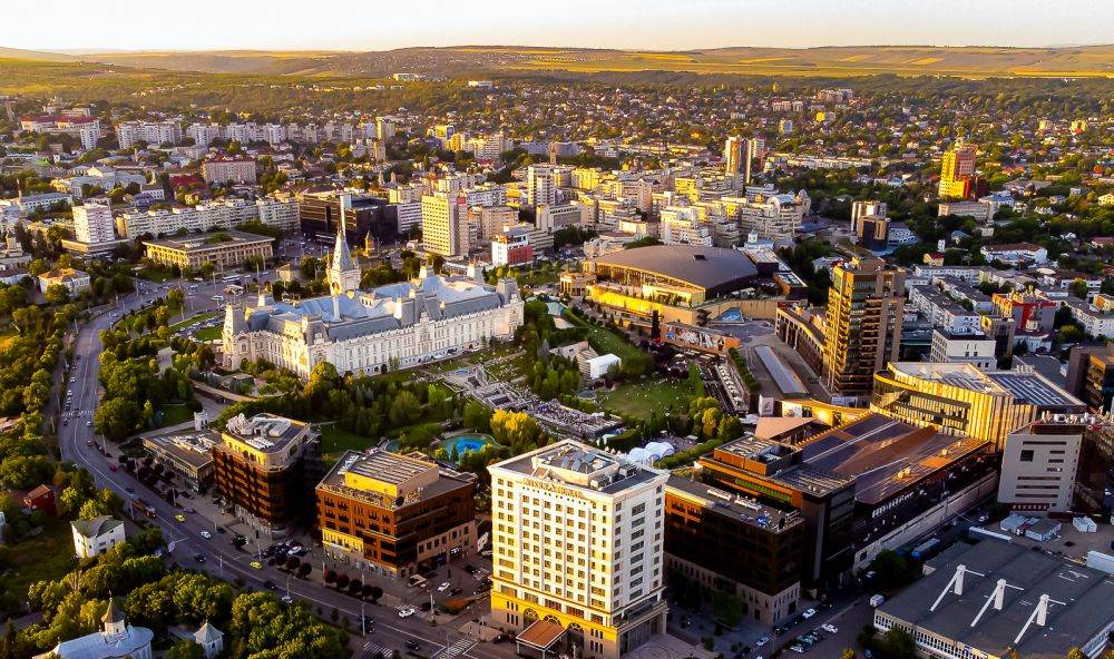 Investiţiile de peste 1 miliard de euro remodelază oraşul Iaşi