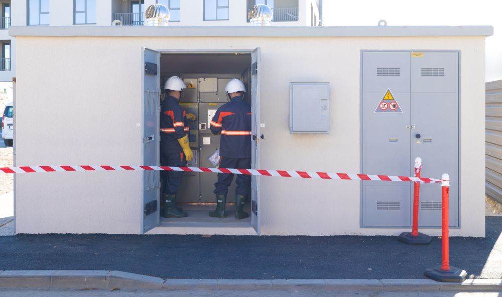 Reţele Electrice România a anunţat o licitaţie de aproape 200 milioane lei pentru Bocşa