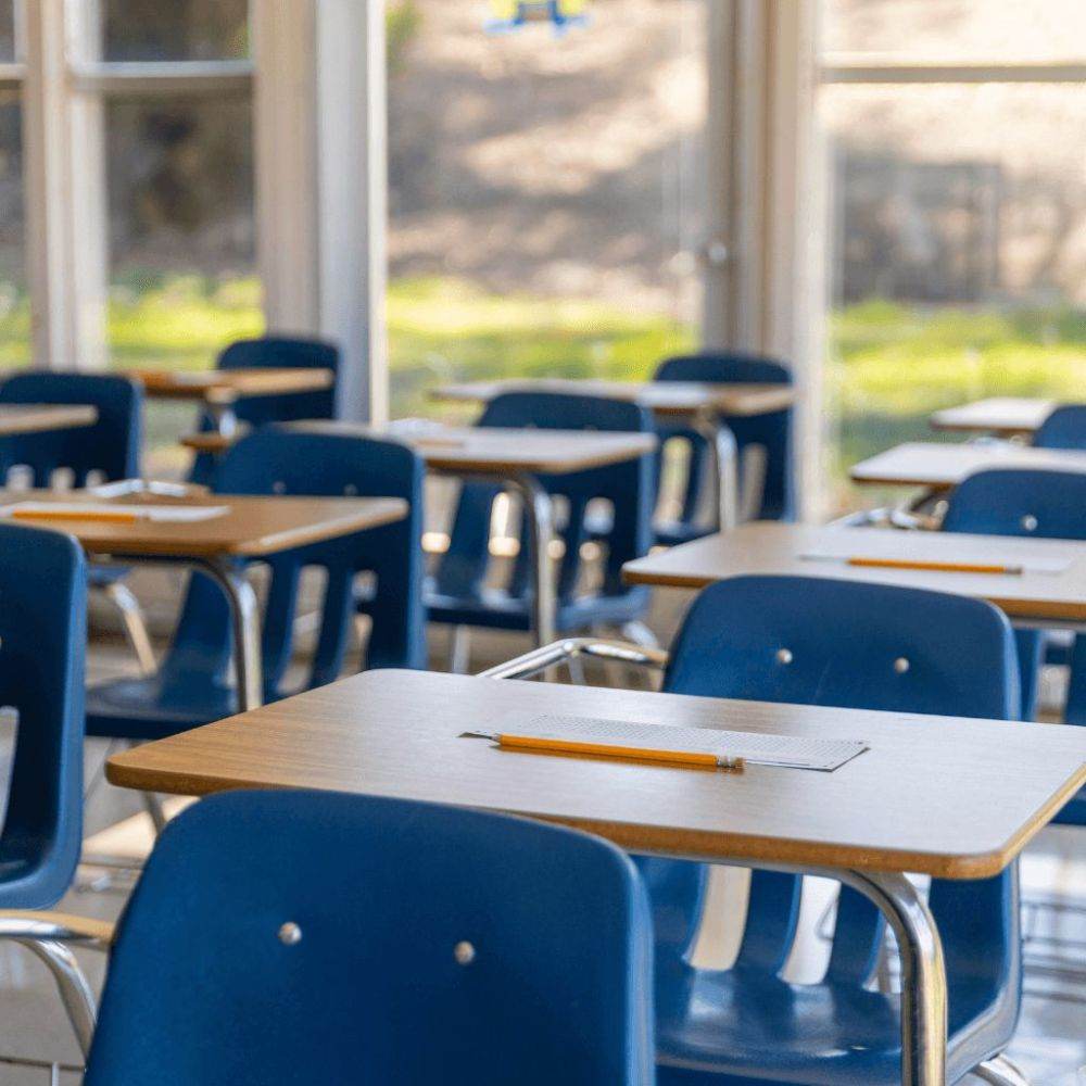 Au fost publicate normele pentru olimpiade: elevii pot participa la o clasă superioară celei în care sunt înscrişi