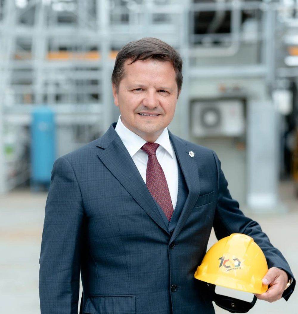 Chimcomplex anunţă preluarea conducerii executive de către Ştefan Vuza