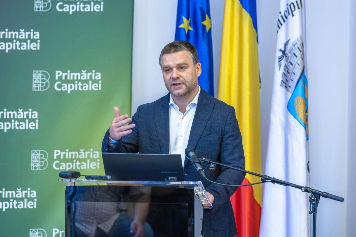 Ciprian Ciucu: Insolvența STB nu oprește transportul public