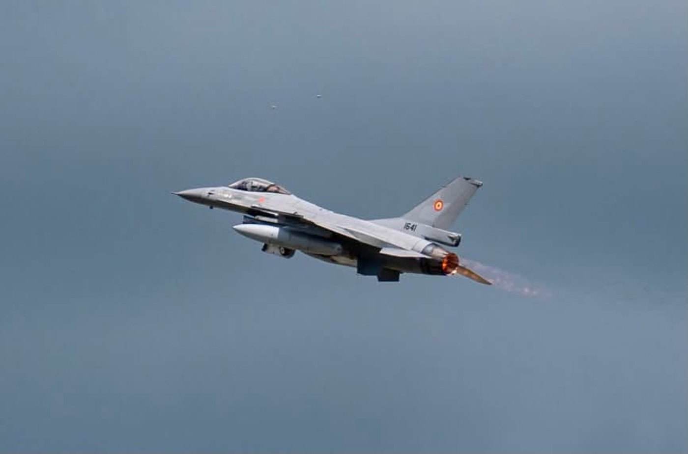 Sistemul de supraveghere radar al MApN a detectat un grup de ținte aeriene în proximitatea frontierei fluviale cu Ucraina