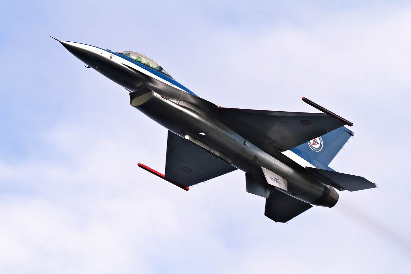 România cere sprijinul Alianței NATO pentru securizarea spațiului aerian național