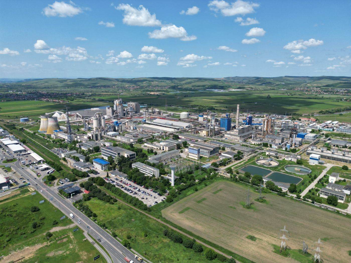 Romgaz a finalizat formalitățile aferente tranzacției referitoare la preluarea activității de producție a Azomureș