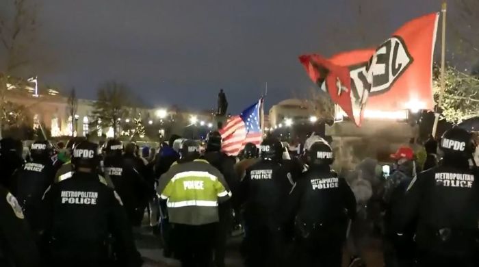 Susţinătorii lui Trump au atacat clădirea Capitoliului
