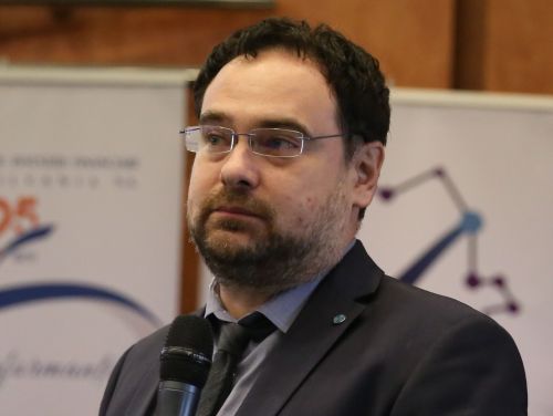 Opt ani până la înlocuirea leului cu euro