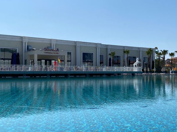 Antalya promite siguranţă turiştilor, fără presiunea restricţiilor