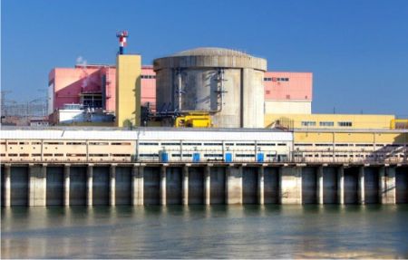 Bursele din Europa Centrală şi de Est: Oportunităţi de cooperare şi dezvoltare