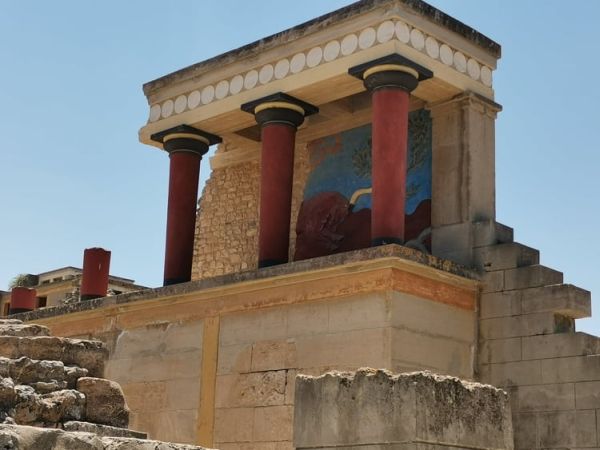 Creta - insula în care istoria, mitologia, relaxarea şi gastronomia merg mână-n mână