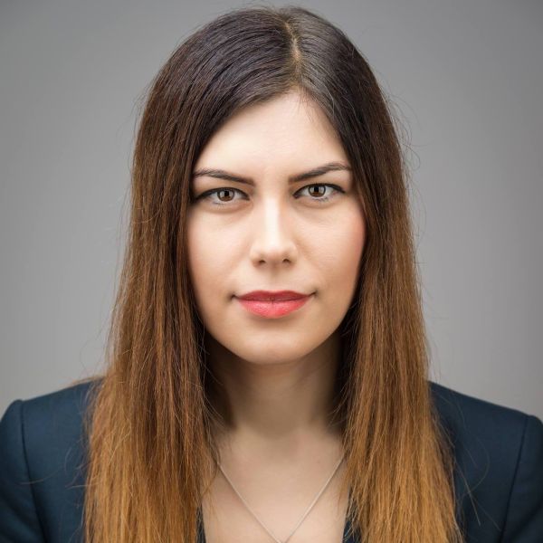Jumătate din români spun că România este pe drumul greşit