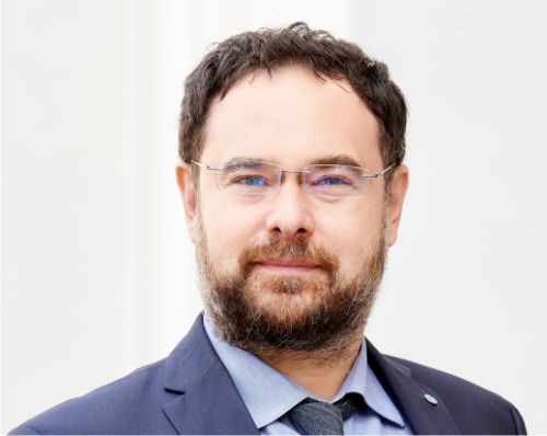 Strategii de investiţii - cumperi pe scădere, pe creştere sau urmăreşti consecvent un plan?
