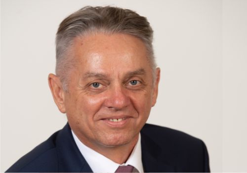 Tarom va fi grav afectată dacă măsurile de combatere a schimbărilor climatice vor trece de CE în forma actuală