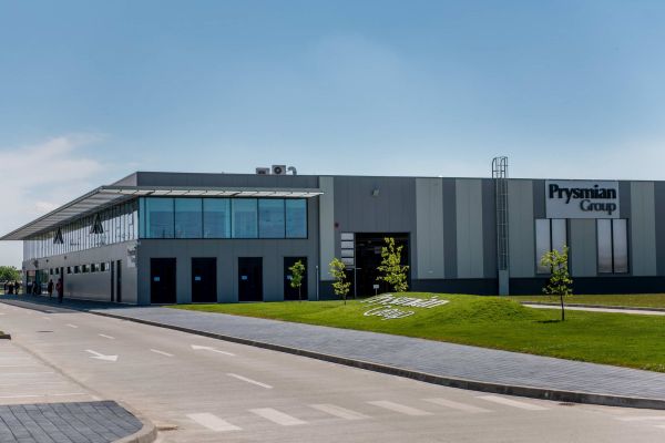 Smart Village - proiect pilot dezvoltat de Prysmian în domeniul telecomunicaţiilor