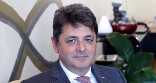 UE propune interzicerea importurilor de petrol din Rusia