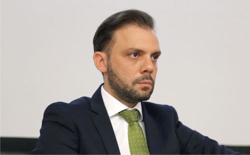 Băncile trebuie să fie pioni importanţi într-o economie de război