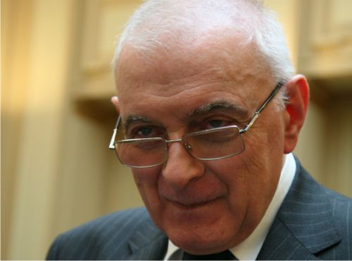 De obicei, leul se depreciază faţă de euro; acum este invers
