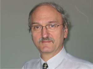 Teama de vremuri mai grele şi dobânzile mărite au crescut economiile populaţiei