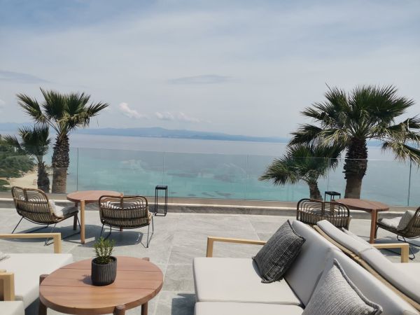 Halkidiki începe să se adreseze turiştilor cu pretenţii