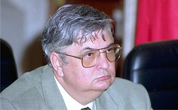 Creşterea impozitelor (inclusiv pe piaţa de capital) - alarma încă nu e falsă