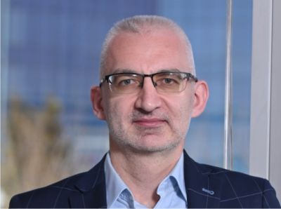 Isărescu spune că nu vrea să preia protecţia consumatorilor bancari, dar că o acceptă