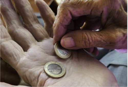 Pilonul II de pensii, la 15 ani: 8,1 milioane participanţi, 117 miliarde lei acumulaţi, plăţi de 1,7 miliarde lei