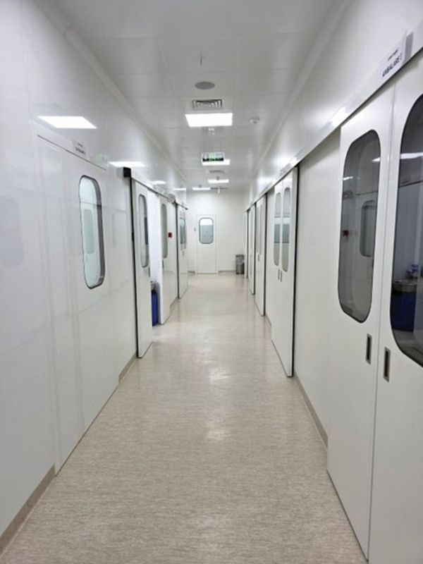 COSMO PHARM® redefineşte excelenţa cu un laborator ultramodern, conform standardelor U.E şi GMP