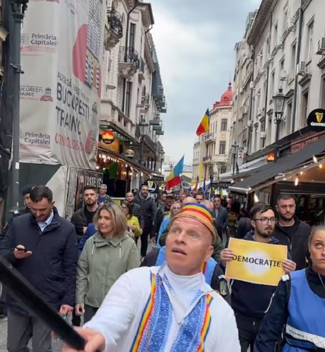 Falii în mişcarea suveranistă: două manifestaţii separate în aceeaşi zi