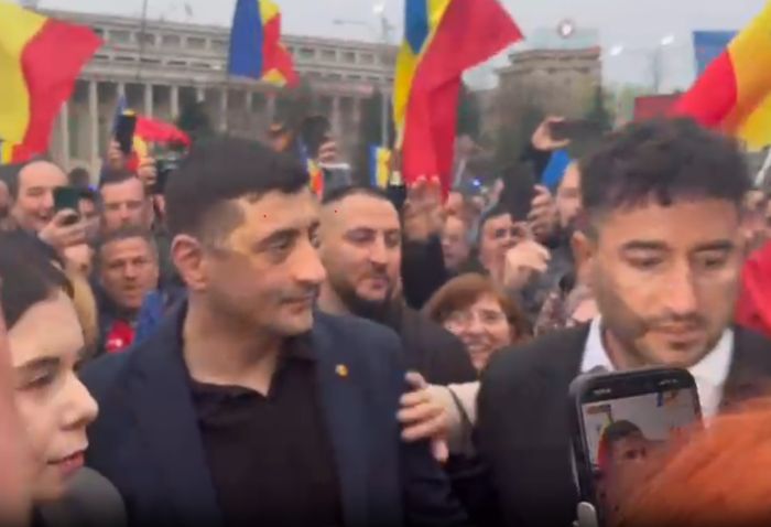 Falii în mişcarea suveranistă: două manifestaţii separate în aceeaşi zi