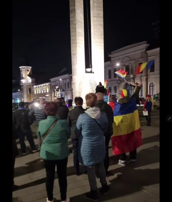 Falii în mişcarea suveranistă: două manifestaţii separate în aceeaşi zi