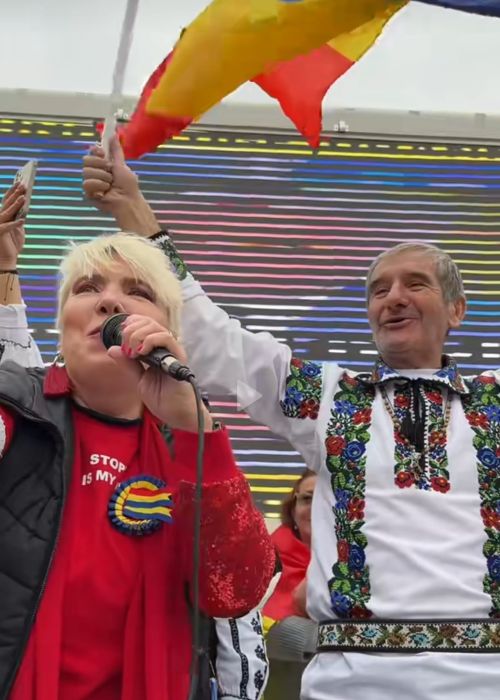 Falii în mişcarea suveranistă: două manifestaţii separate în aceeaşi zi