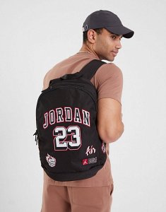 Back to School: Alege un rucsac pentru şcoală de la JD Sports