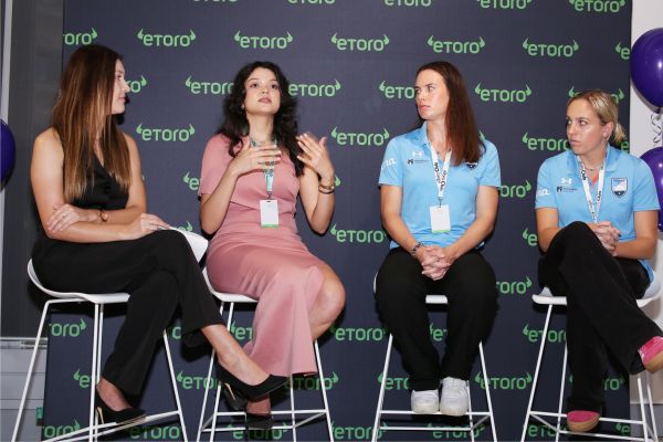 Cum să investim inteligent pe eToro ca să fim independenţi financiar