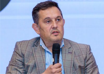 Amenzi fără precedent pentru bănci; Urmează bătălia juridică a deceniului